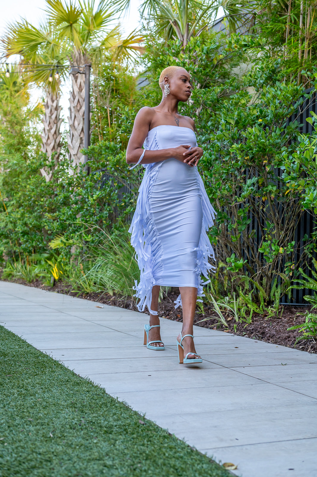 A LITTLE FRINGING AROUND DRESS