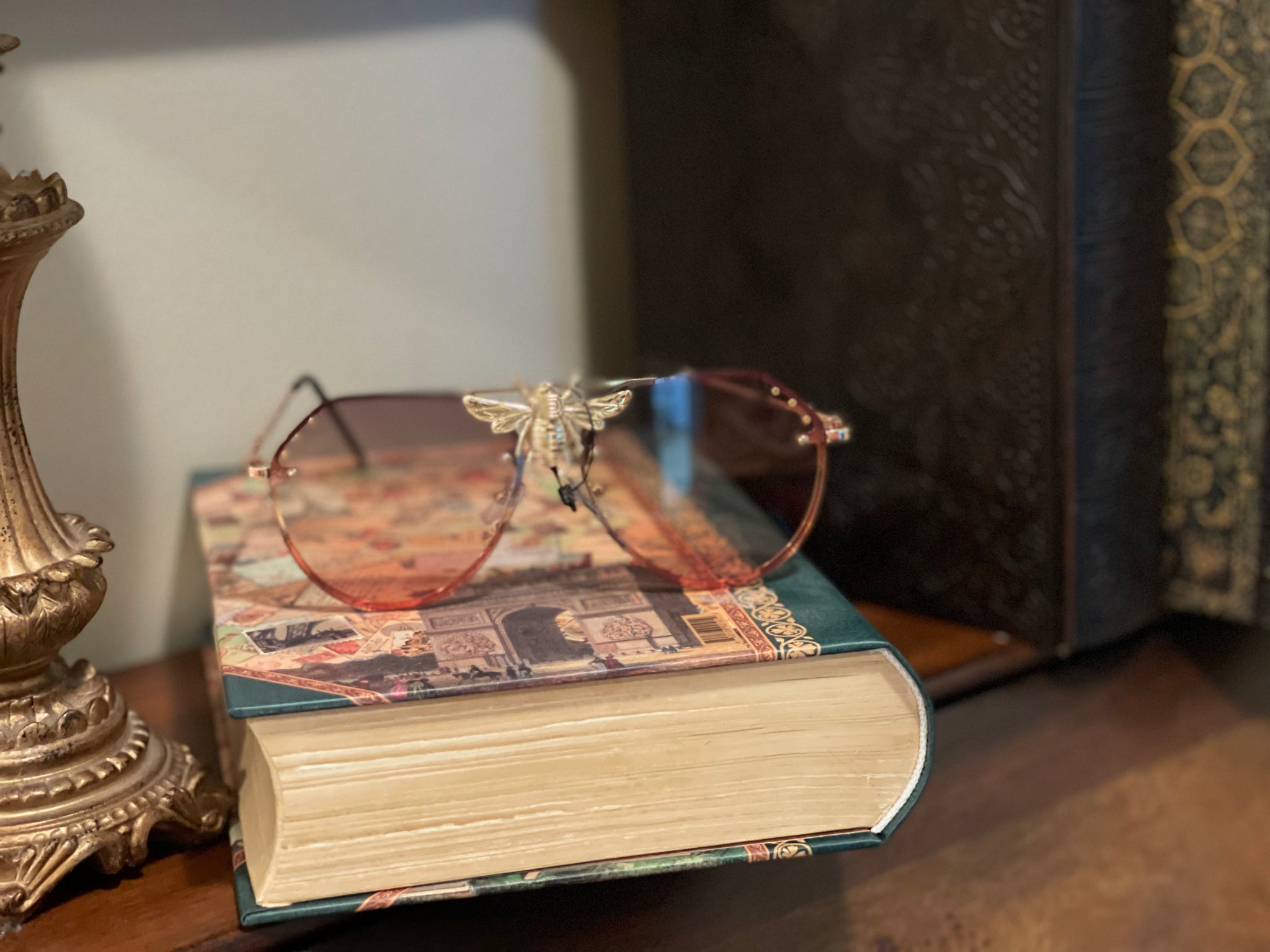 golden bee iconic sunglasses